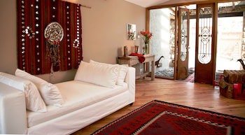 Kkala Boutique Hotel