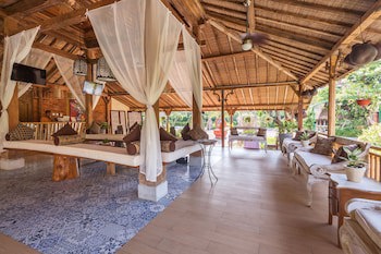 Taman Sari Bali Resort & Spa