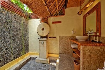 Taman Sari Bali Resort & Spa