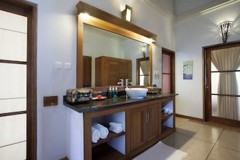 Taman Sari Bali Resort & Spa