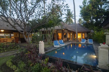 Amertha Bali Villas Beach Front Resort And Spa