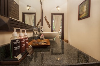 Amertha Bali Villas Beach Front Resort And Spa