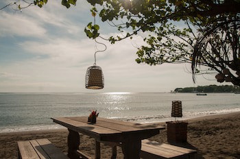 Amertha Bali Villas Beach Front Resort And Spa