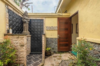 Amertha Bali Villas Beach Front Resort And Spa