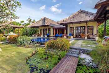Amertha Bali Villas Beach Front Resort And Spa