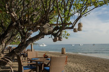 Amertha Bali Villas Beach Front Resort And Spa