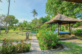 Amertha Bali Villas Beach Front Resort And Spa