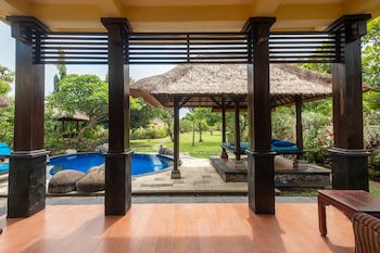 Amertha Bali Villas Beach Front Resort And Spa