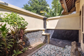 Amertha Bali Villas Beach Front Resort And Spa