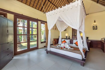 Amertha Bali Villas Beach Front Resort And Spa