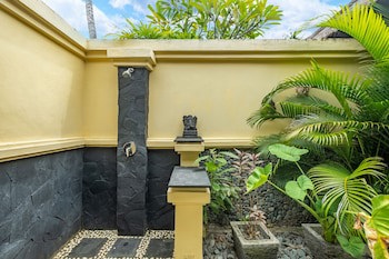 Amertha Bali Villas Beach Front Resort And Spa