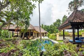 Amertha Bali Villas Beach Front Resort And Spa