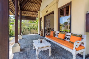 Amertha Bali Villas Beach Front Resort And Spa