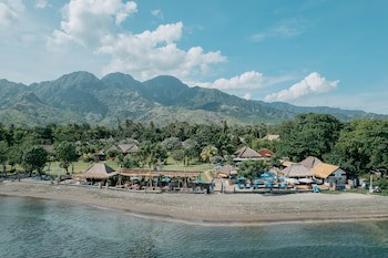 Amertha Bali Villas Beach Front Resort And Spa