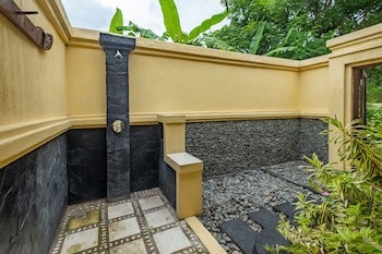 Amertha Bali Villas Beach Front Resort And Spa