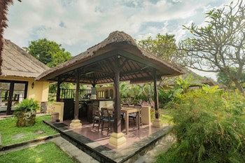 Amertha Bali Villas Beach Front Resort And Spa