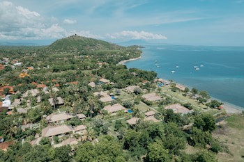 Amertha Bali Villas Beach Front Resort And Spa