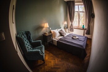 Angel House Aparthotel