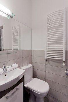 Angel House Aparthotel