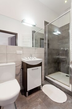 Angel House Aparthotel