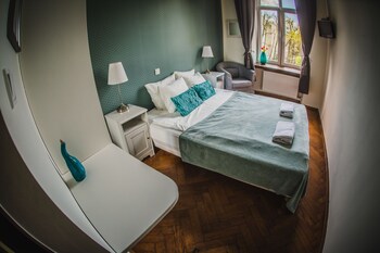 Angel House Aparthotel