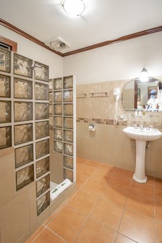 Hotel Casa Roland Golfito Resort