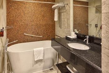 Eastwood Richmonde Hotel