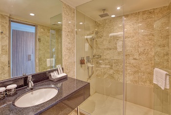 Eastwood Richmonde Hotel