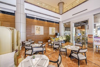 Eastwood Richmonde Hotel