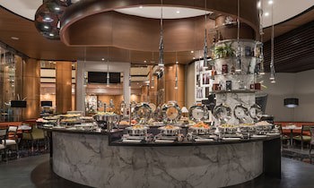 Eastwood Richmonde Hotel