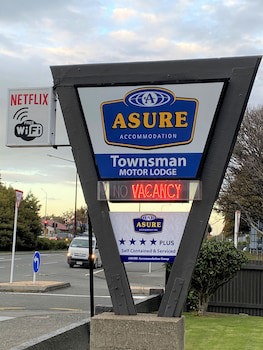 Asure Townsman Motor Lodge