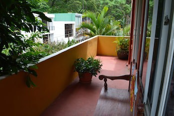Eco Suites Uxlabil Guatemala City