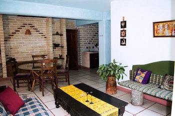 Eco Suites Uxlabil Guatemala City