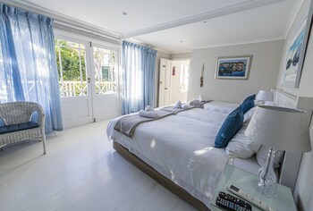 Brenton Beach House
