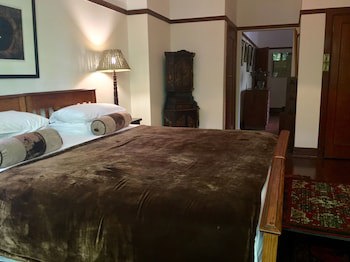 Foxwood House