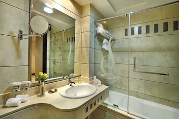City Seasons Hotel Muscat