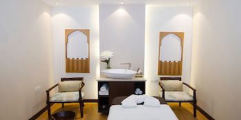 City Seasons Hotel Muscat