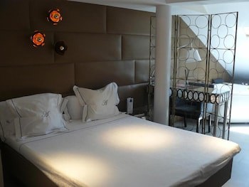 Ab Design Suites