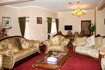 Imperial Royale Hotel