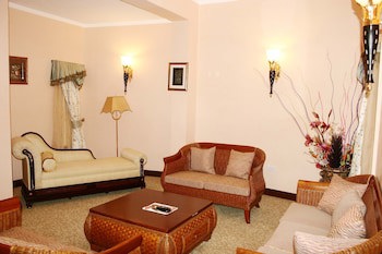 Imperial Royale Hotel