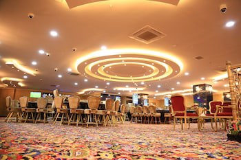 Imperial Royale Hotel