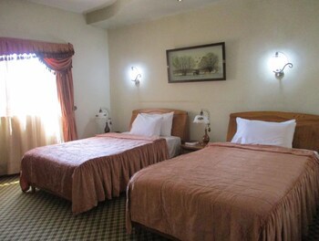 Imperial Royale Hotel