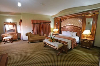 Imperial Royale Hotel