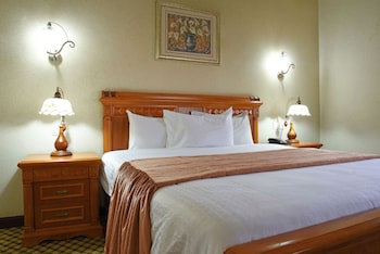 Imperial Royale Hotel