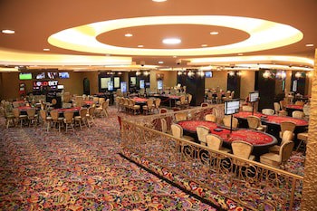 Imperial Royale Hotel