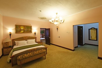 Imperial Royale Hotel