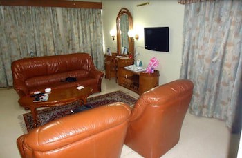 Grand Imperial Hotel