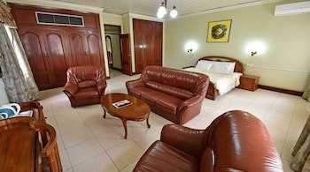 Grand Imperial Hotel