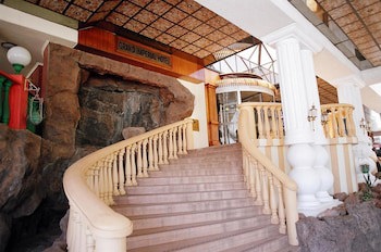 Grand Imperial Hotel