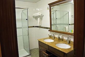 Imperial Golf View Hotel